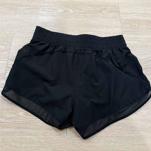 90 Degrees by Reflex Black Athletic Shorts - Picture 3 of 3